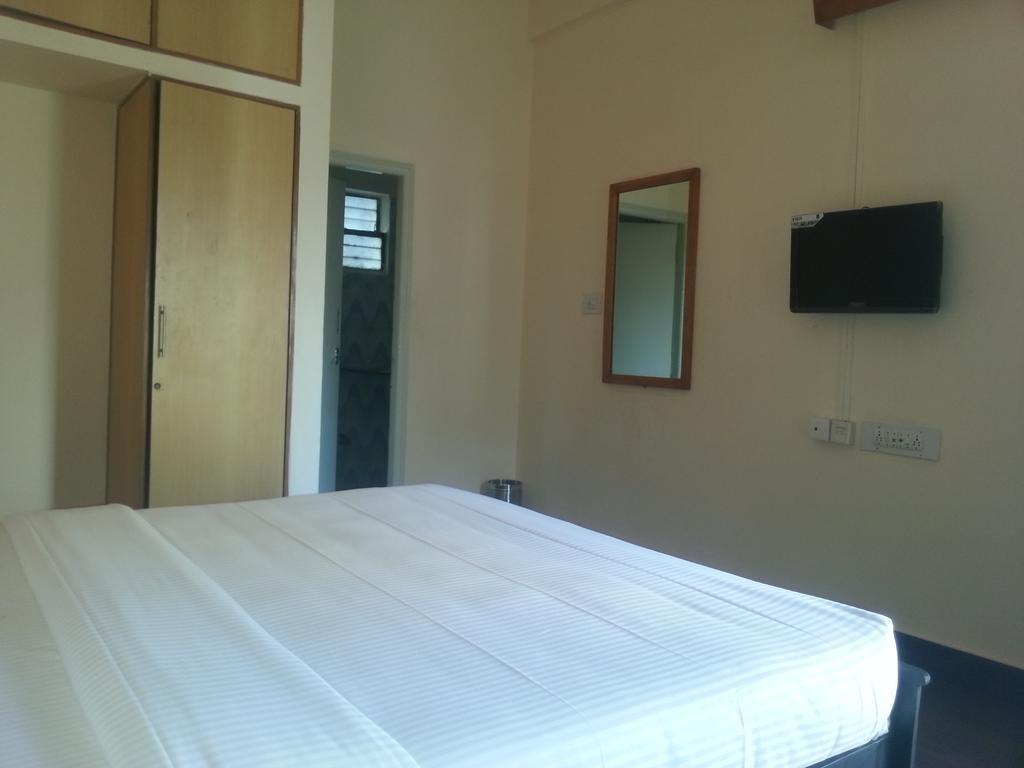 Sri Sai Comforts Bangalore Quarto foto