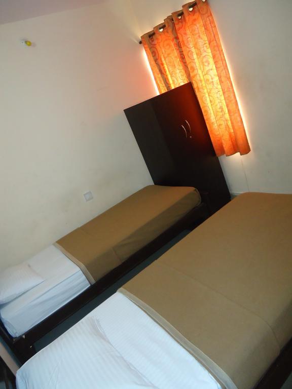 Sri Sai Comforts Bangalore Quarto foto